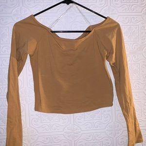 Long sleeve crop top